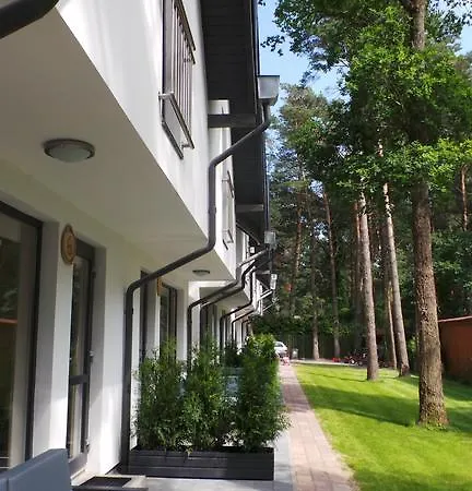 Lesne Tarasy 아파트 *